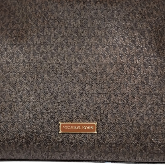 Michael Kors Signature Brown Shoulder Bag - Picture 16 of 16